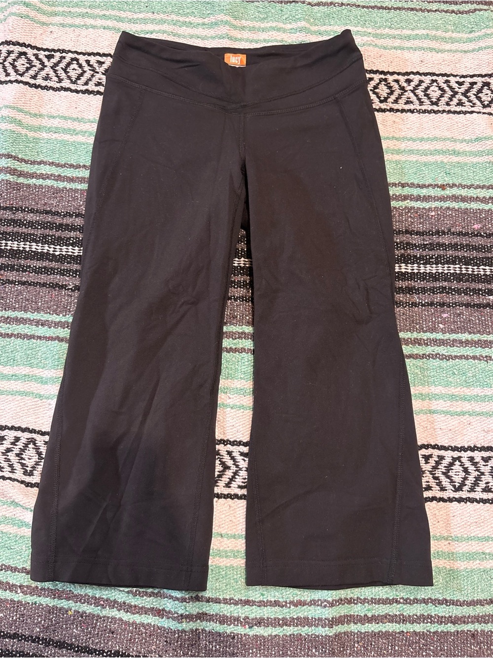 Lucy Black High-Waist Cropped Leggings